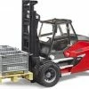 Linde HT160 Met Pallet En 3 Pallet Boxen Van Bruder
