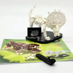 Panlos Brick Panlos Triceratops & Fossiel - Bouwset - Compatibel Met Grote Merken - Dinosaurus - Jurassic Park 13 Panlos Brick Panlos Triceratops & Fossiel - Bouwset - Compatibel Met Grote Merken - Dinosaurus - Jurassic Park -bouwsets Winkel 550x475 3