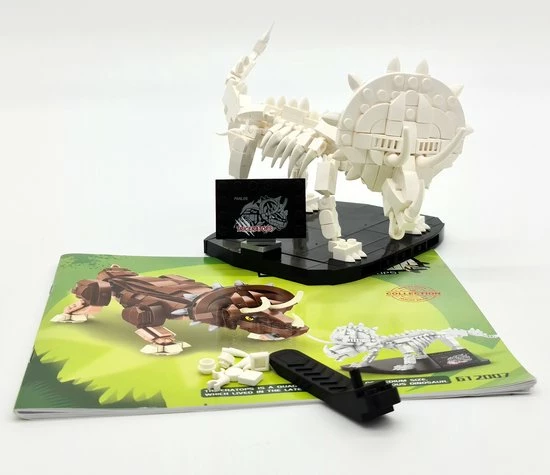 Panlos Brick Panlos Triceratops & Fossiel - Bouwset - Compatibel Met Grote Merken - Dinosaurus - Jurassic Park 7 Panlos Brick Panlos Triceratops & Fossiel - Bouwset - Compatibel Met Grote Merken - Dinosaurus - Jurassic Park - Afbeelding 7